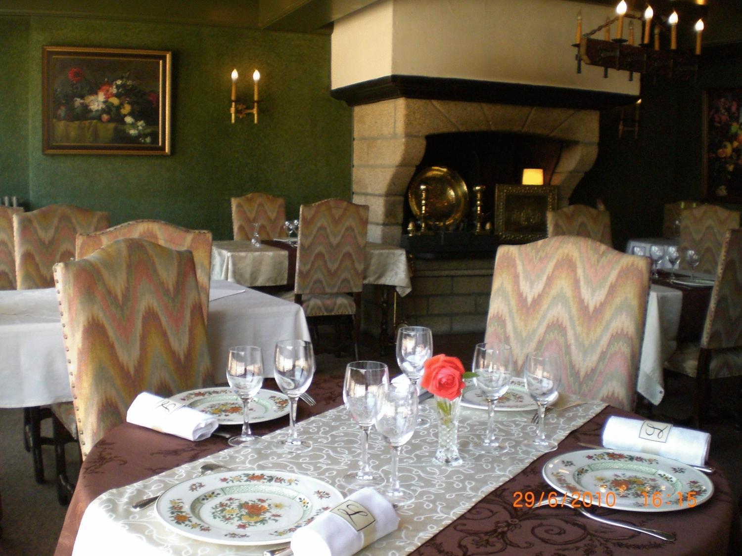 Le France Hotel Loudeac Luaran gambar